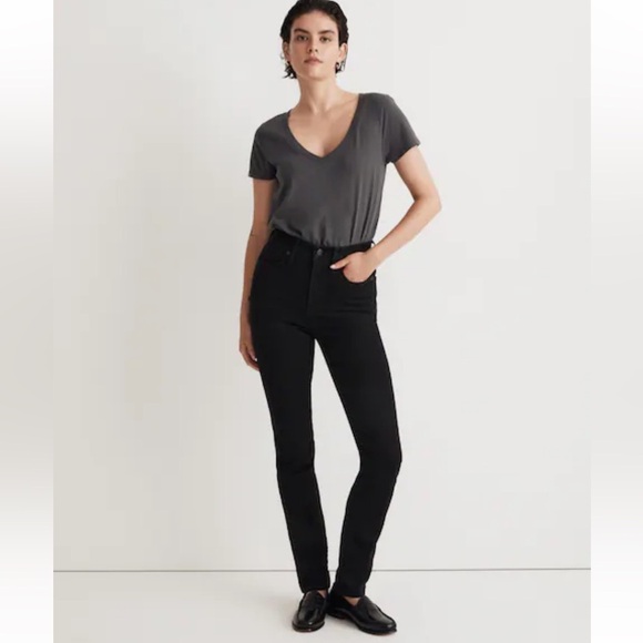 Madewell Petite Stovepipe Jeans in Black Size 24 Petite Slim Straight Leg - Picture 1 of 10